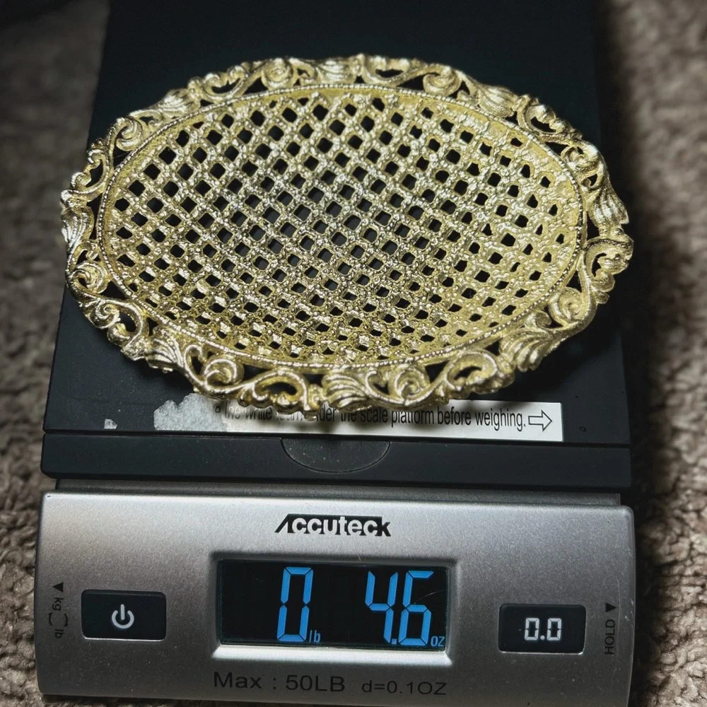Vintage Gold Metal Filigree Hollywood Regency Style Oval Footed Soap/Vanity Dish